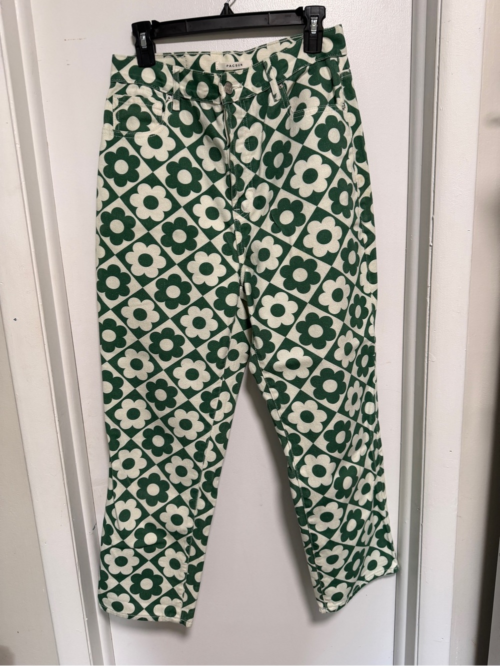 PacSun Green and White Graphic Floral Pants